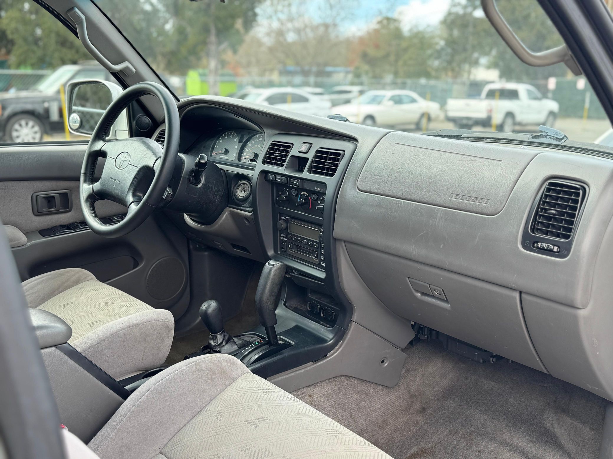 Toyota 4Runner Image 4